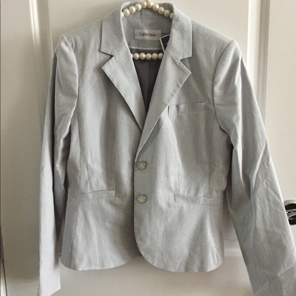 Calvin Klein - Picture 4 of 5